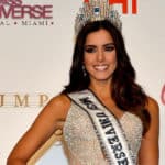 Paulina-Vega-01