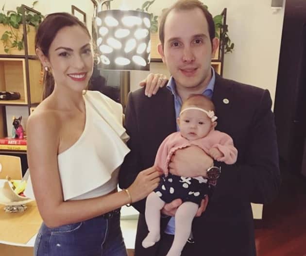 Su esposo y su hija