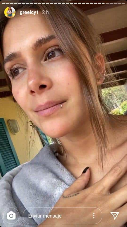 Greeicy Rendón con las cejas peludas